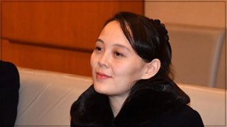 女性